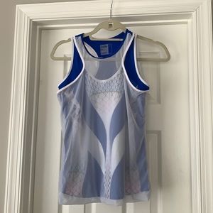Lucky in love tank